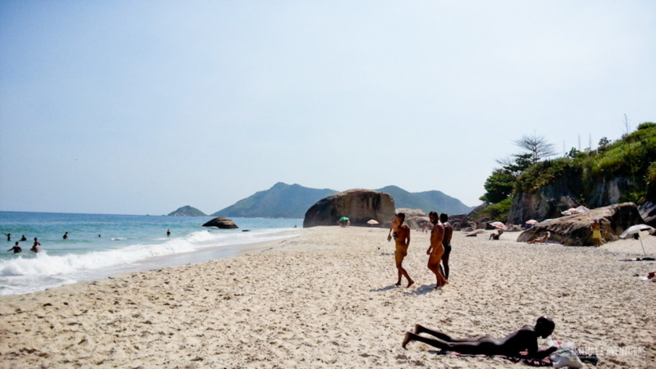 Pedras Altas, playa nudista en Brasil