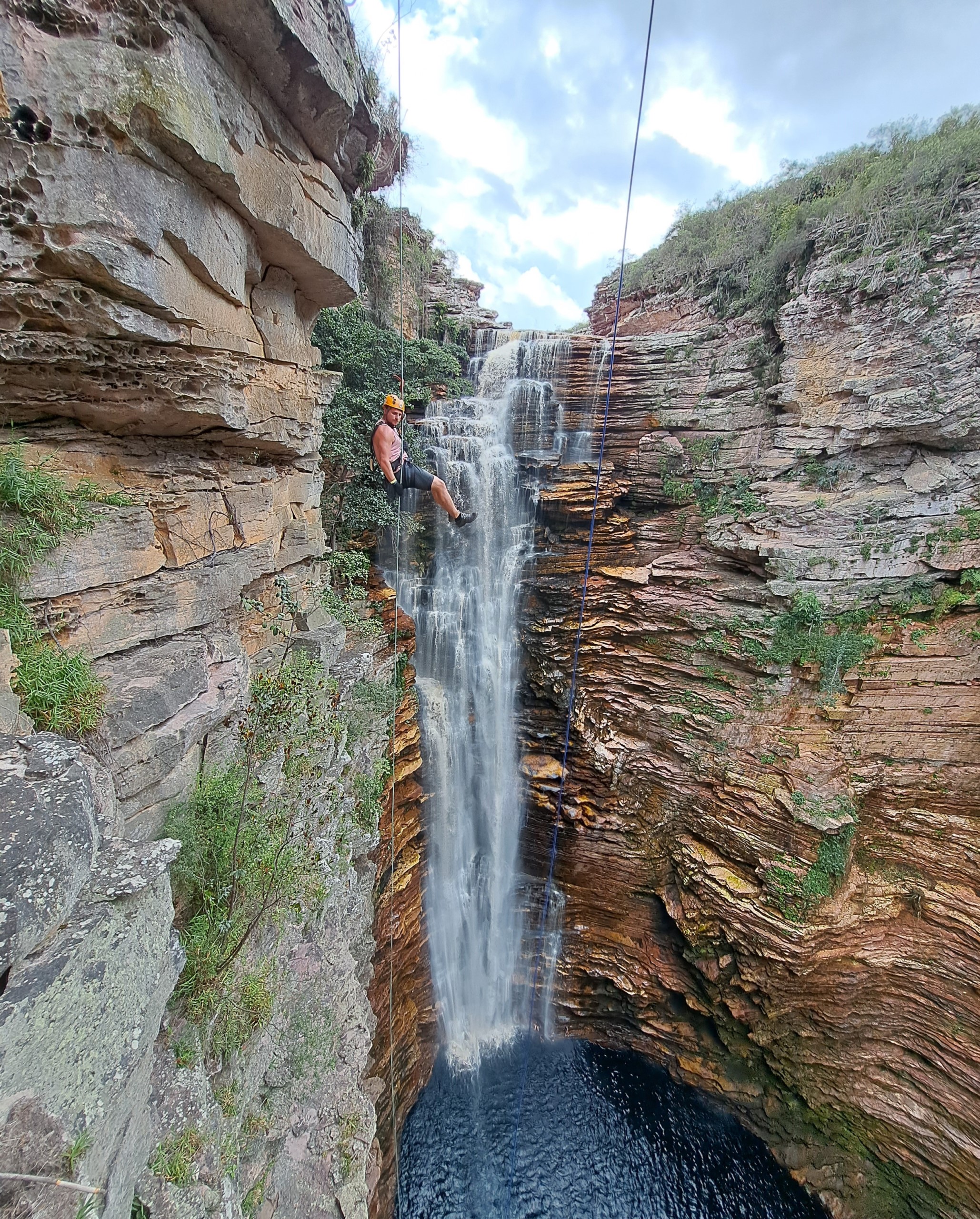 Descenso en rapel, Cascada Cachoeira do Buracão en el Parque Nacional Chapada Diamantina